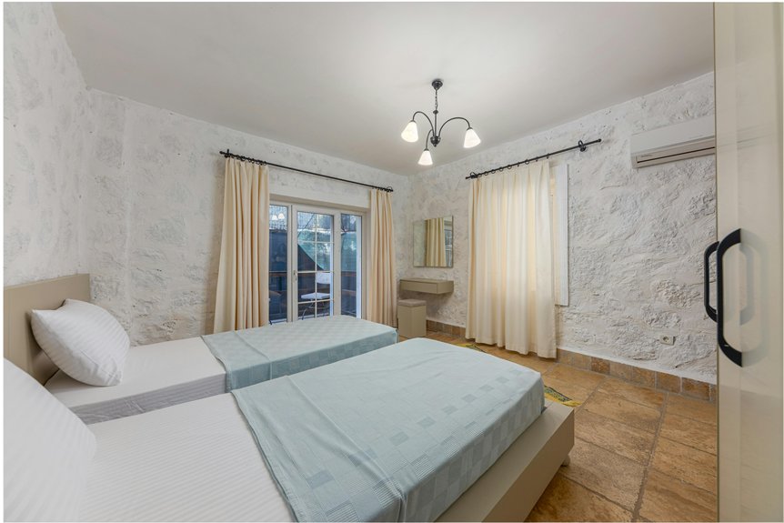 vacation rental cleaning costs